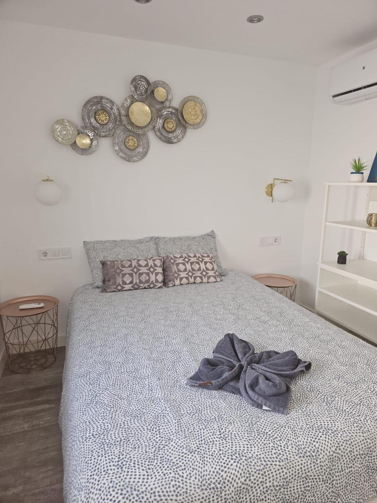 Pueblo Blanco Sea View Apartment By Namaste Elite Torremolinos Exteriér fotografie